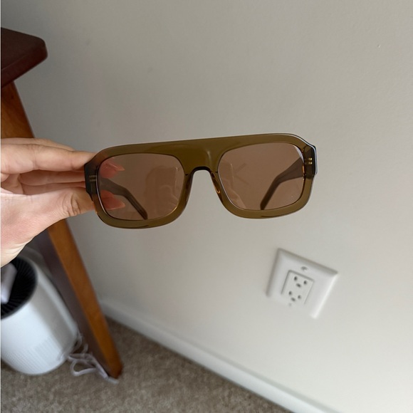 Brown Sunglasses - Picture 5 of 5